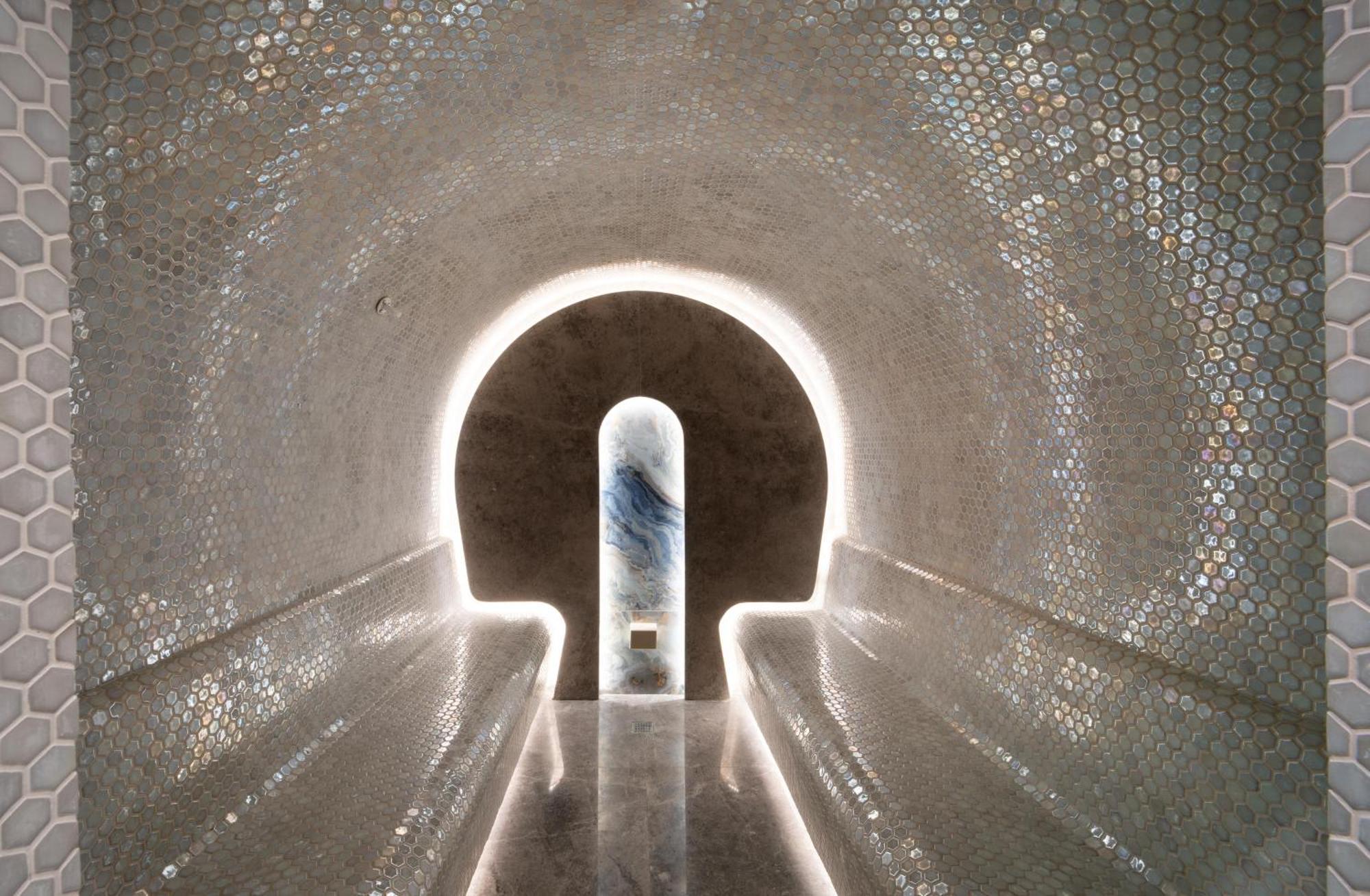 Bentley Hotel Bosphorus - Special Class Istanbul Bagian luar foto The interior of the tunnel